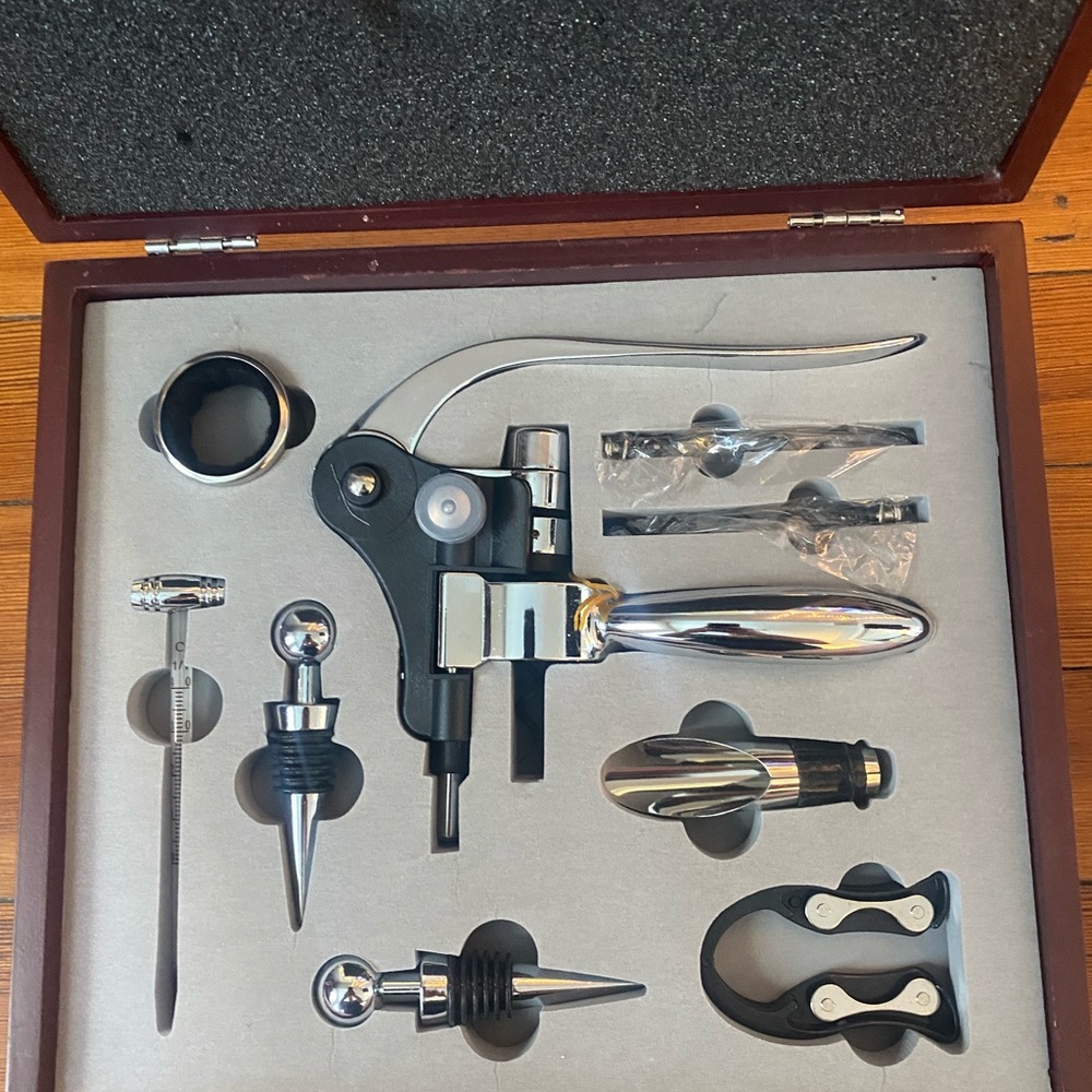 Wood Box Executive Wine Collectors Set